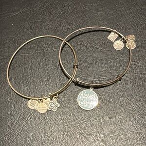Alex and Ani never give up and Star bracelet set